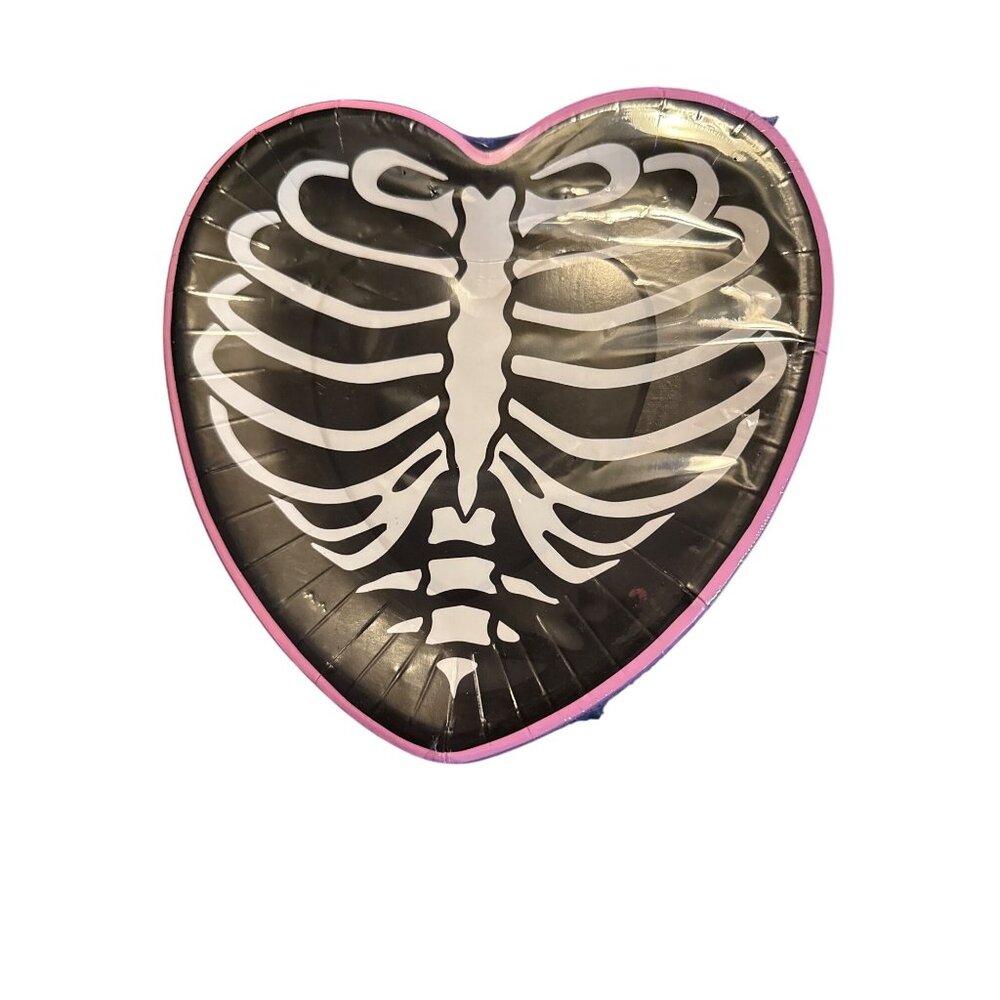 Heart-Shaped Halloween Skeleton Ribcage Paper Plates 7" - 12 Pack *3 Disposable